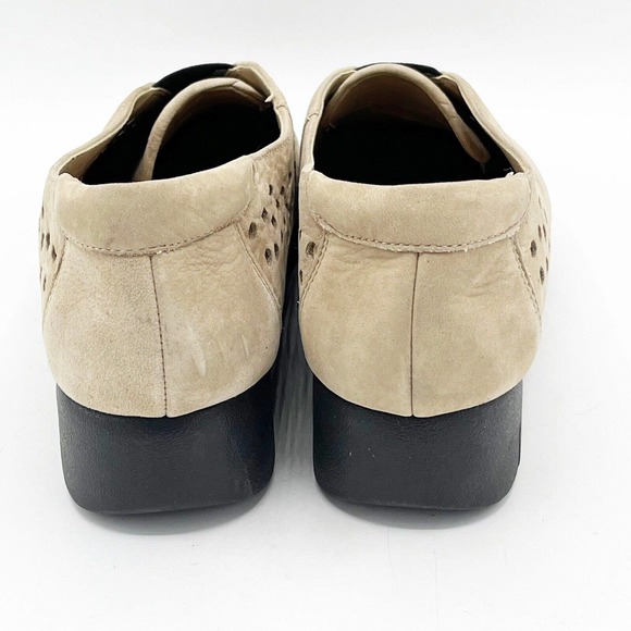 Clarks Artisan Daelyn Summit Loafer Perforated Nubuck Slip On Shoe - Picture 6 of 10